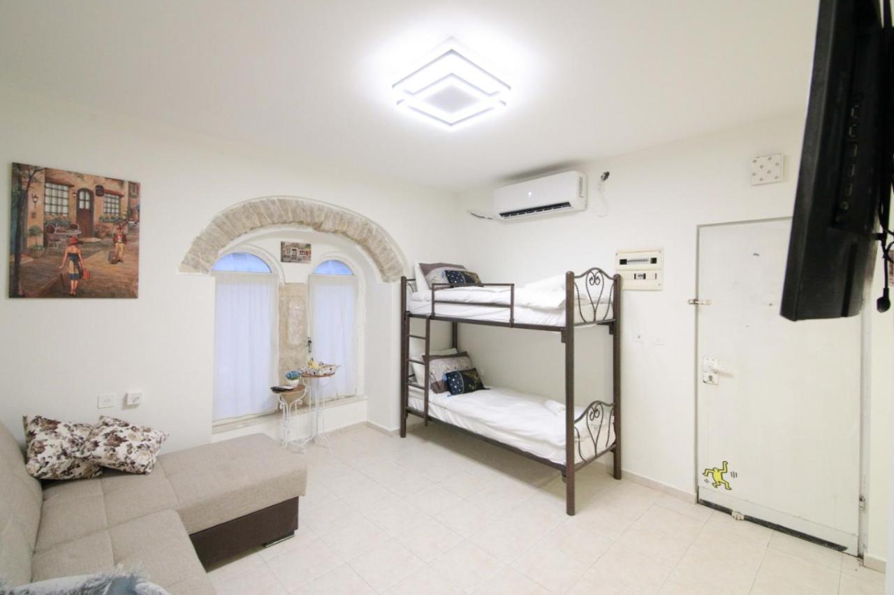 Private Hostel - Best Location Jeruzsálem Kültér fotó